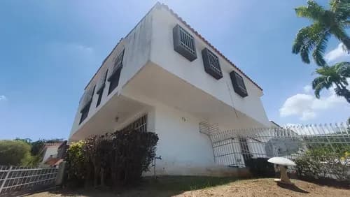 Ng Vende Casa Comercial En Excelente Punto De La Viña