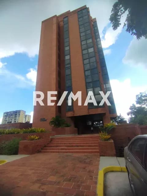 Alquiler de Oficina en Lomas del Este