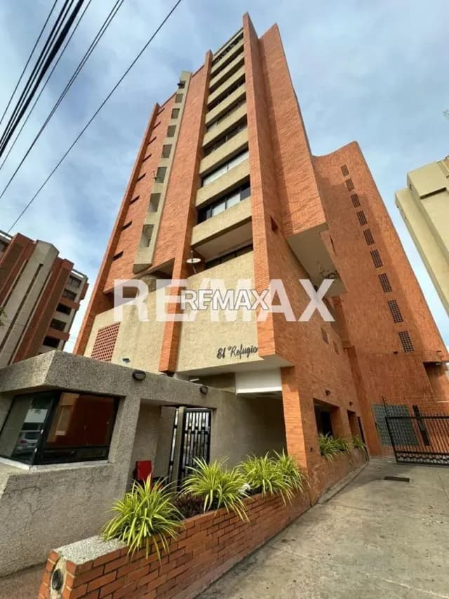 Apartamento tipo estudio en alquiler