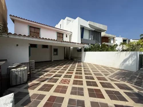 Casa Bote A En Venta, Canal Principal