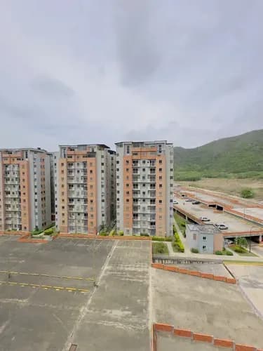 Momentum Apartamento En Residencias Montemayor, San Diego Valencia- Estado Carabobo.