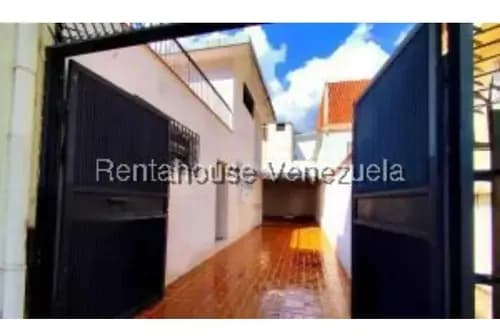 #26-9886 Amplia Casa En Los Chorros