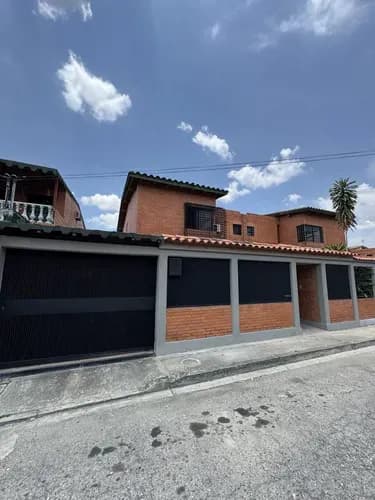Casa En Venta Urb. Valle Lindo Turmero Ubicado En Maracay Edo Aragua. Ms