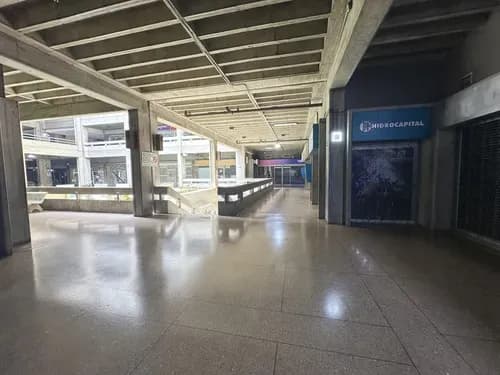 Local Comercial En Venta En Montalban