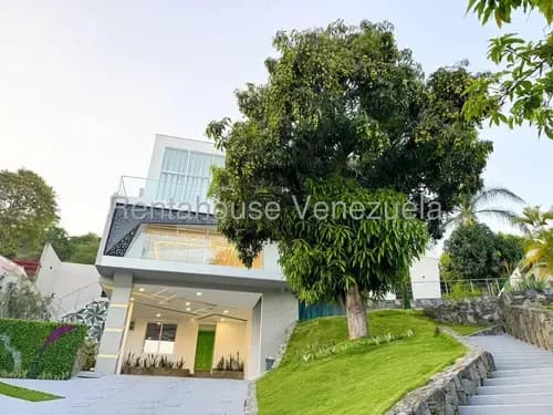 Kevin Lira Rentahouse Vende Exclusiva Casa En Cumbres De Curumo Caracas Rcys 26-19408