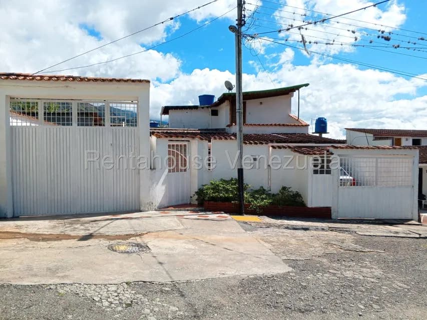 Casa (Multipes Niveles) en Venta en Segunda Sabana, Trujillo