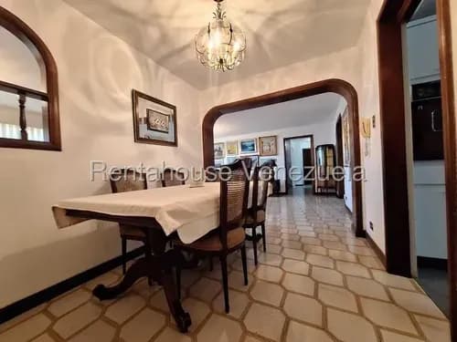 Apartamento En Enta Colinas De Santa Monica 26-22057 Hgk