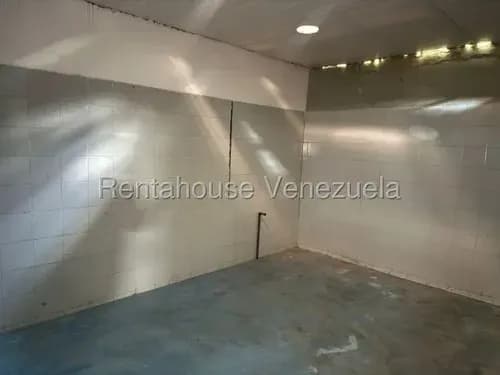Local-galpón En Cabudare: Ideal Para Gym O Depósito Con 3 Oficinas @eloisabermudez.rah