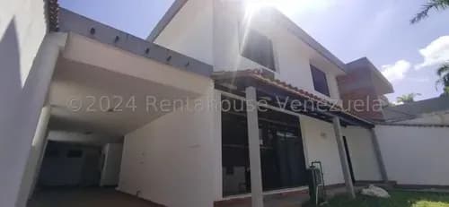 Casa En Venta En Los Pomelos. Mbf. ¡negociable!