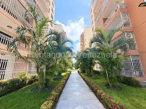 Raíza Suárez Vende 2 6 1 9 1 7 5 Espectacular Y Amplio Apartamento En Obra Blanca Con Amplia Sala-comedor, Área De Cocina Para Diseñar, 3 Habitaciones, 2 Baños, Piscina, Oeste De Barquisimeto
