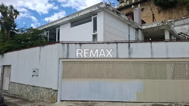 En Alquiler Oficina en La Urbanizacion Las Palmas