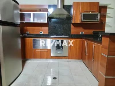 Excelente inversión Casa para la venta Urb Llano ALTO