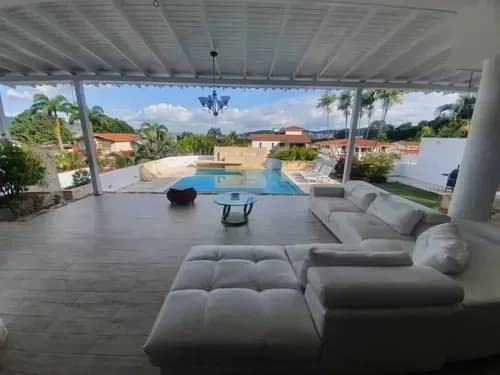 Wc Casa En Venta En La Viña, Calle Páez Valencia Carabobo C317050