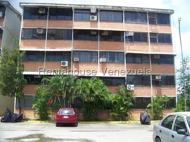 Apartamento (Planta Baja) en Alquiler en Ciudad Casarapa, Miranda