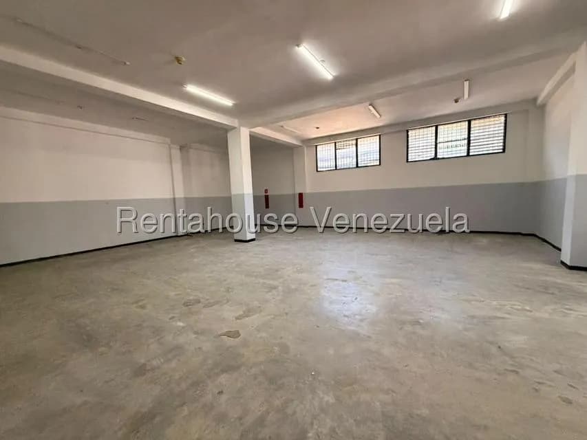Comercial (Galpon - Deposito) en Alquiler en Boleita Sur, Distrito Metropolitano