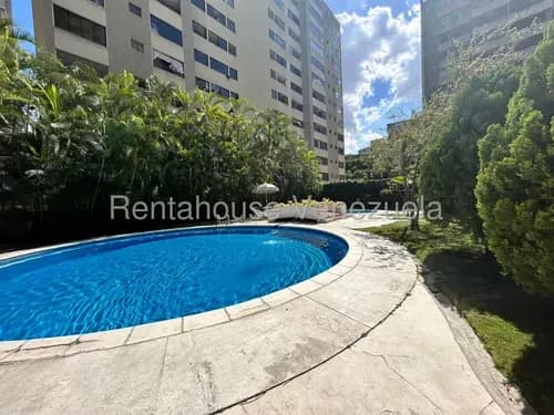Apartamento En Venta En Los Palos Grandes Chacao Caracas Piscina Amoblado Pozo De Agua Angela Tochon