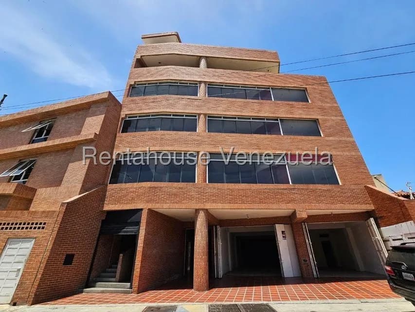Comercial (Edificio) en Venta en La Atlantida, Vargas