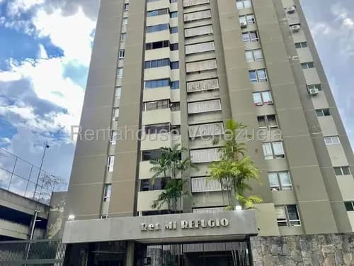Eriks, Apartamento En Venta. Manzanares Yf 26-18263