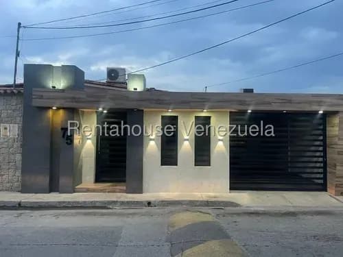 Excelente Casa En Venta En Urb, Los Astros La Morita #26-18212 Rm