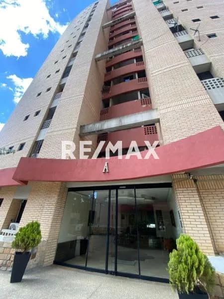 EN VENTA APARTAMENTO EN EL PARRAL RES. 4 AV