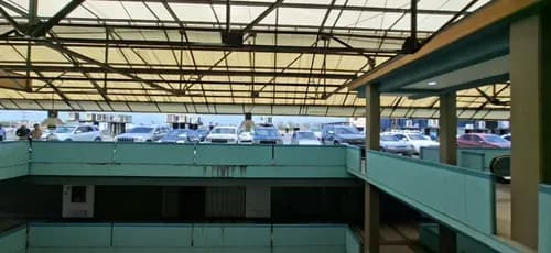 Ludeisi Zerpa 326280, Venta De Local En El Cc. Paseo Las Industrias, Valencia