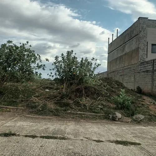 Terreno En Venta Ubicado En Ciudad Jardín Mañongo Muy Cerca Del Sambil Panadería Y Kromi. Consta De 316 Mts 2.