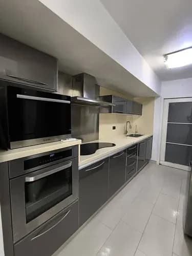 En Venta Penthouse De Oportunidad En La Urb Los Mangos Res Manhattan Suite, Con Buen Metraje Planta 50%, Bella Terraza, Confort Al Maximo.