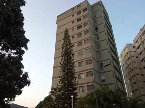 La Ciudadela Baruta Prados Del Este Alquiler Apartamento Ventilado E Iluminado Una Habitacion Un Baño