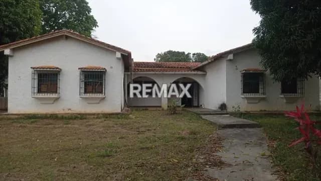 Casa de esquina en venta en Bejuma