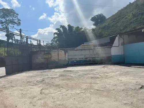 Terreno En Venta Con Amplios 4 Galpones Independientes San Pedro