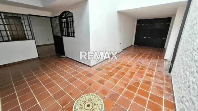 CASA EN ALQUILER EN VILLA SAN CRISTOBAL