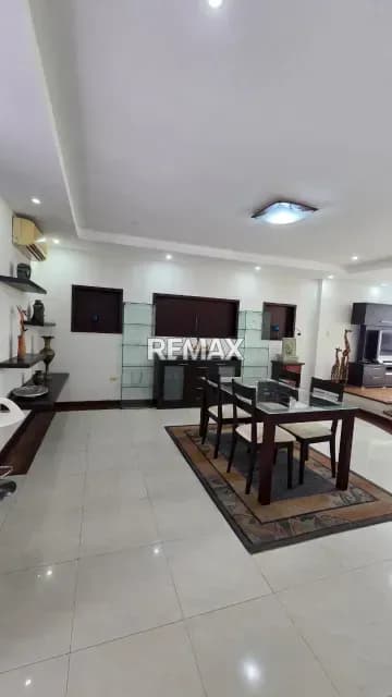 ALQUILER: Apartamento en Urb. Altos del Parral, Res. Monte Everest.