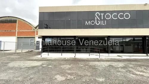 # Rafael Gamarra Ofrece En Venta, Galpon Industrial, 2f10009, En Optimas Condiciones, Con Luz Trifasica, Amplio Estacionamiento, Y Mas...! Contactame.