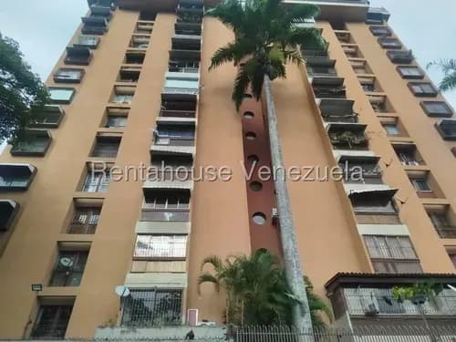 Alquiler De Bello Apartamento En Los Caobos / Gc