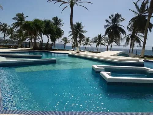 Alquiler Por Temporada Conjunto Playa Moreno Edificio Caracola Planta Baja