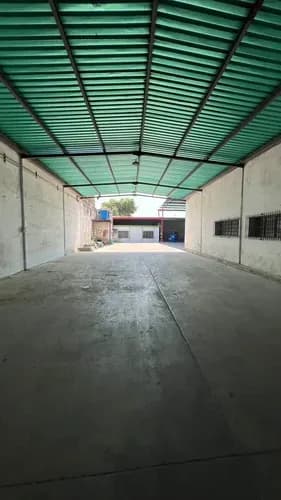 Galpón En Alquiler En La Avenida Aranzazu. Jp17