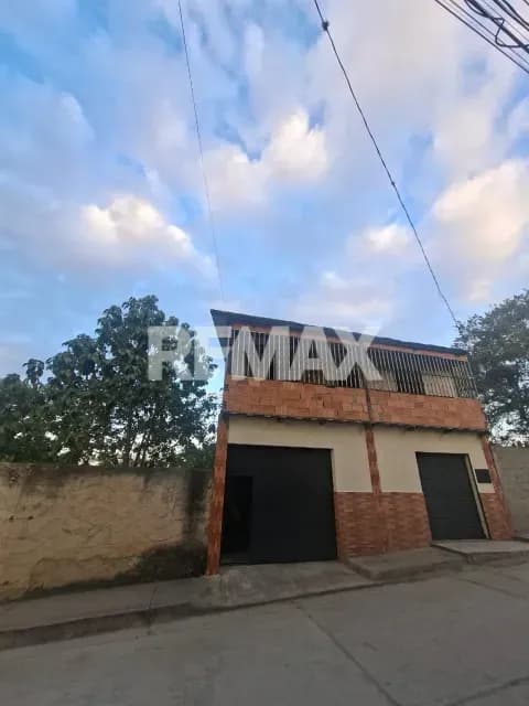 Local comercial DUPLEX