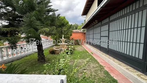 Casa Venta Macaracuay Jardín Calle Cerrada