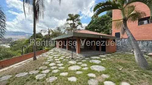 Nb Town House En Venta En Lomas De La Trinidad 3 Niveles Listo Para Habitar 26-17341