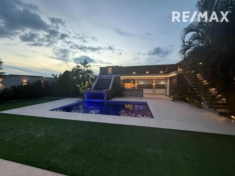 NO PUBLICAR. Casa en venta en Altos de Guataparo