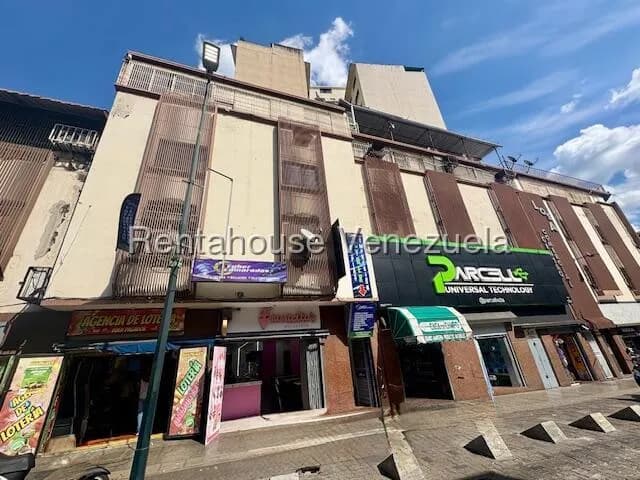Comercial (Oficina) en Alquiler en Sabana Grande, Distrito Metropolitano