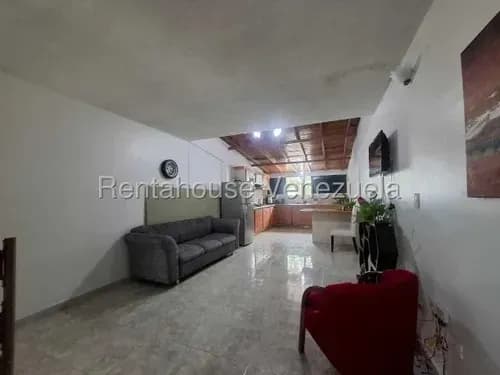 Inmuebles Milagros Nazareth Apartamento En Venta En Cabudare Lara Almarriera. Codigo Del Inmueble 26-19927 Economica Residencial Economico