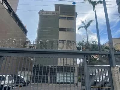 Penthouse con terraza de 24 m² — Las Delicias de Sabana Grande