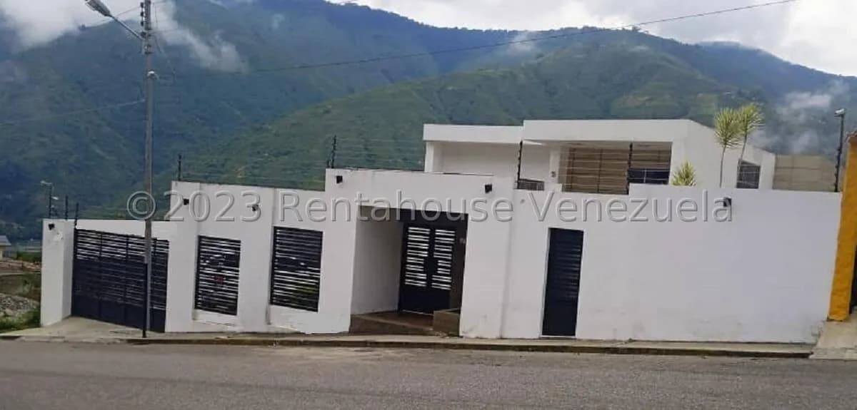 Casa (Duplex) en Venta en San Isidro, Trujillo