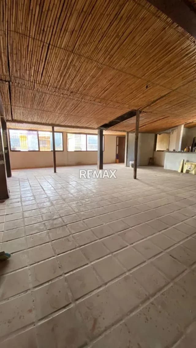 En Venta Local Comercial con Licoreria y proyecto de Tasca en Ruiz Pineda, Oeste de Barquisimeto