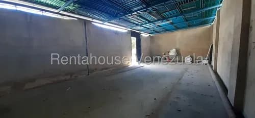 Raíza Suárez Alquila 2 6 7 9 9 3 Galpón Depósito De 200 M2 Ideal Para Almacenar Mercancía, Ubicado En Conjunto Privado En El Centro De Cabudare