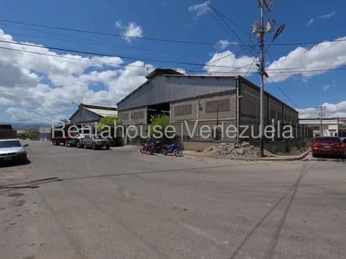 Galpon En Alquiler En Zona Industrial De Barquisimeto. Monica Carrasquel Asesor Inmobiliario