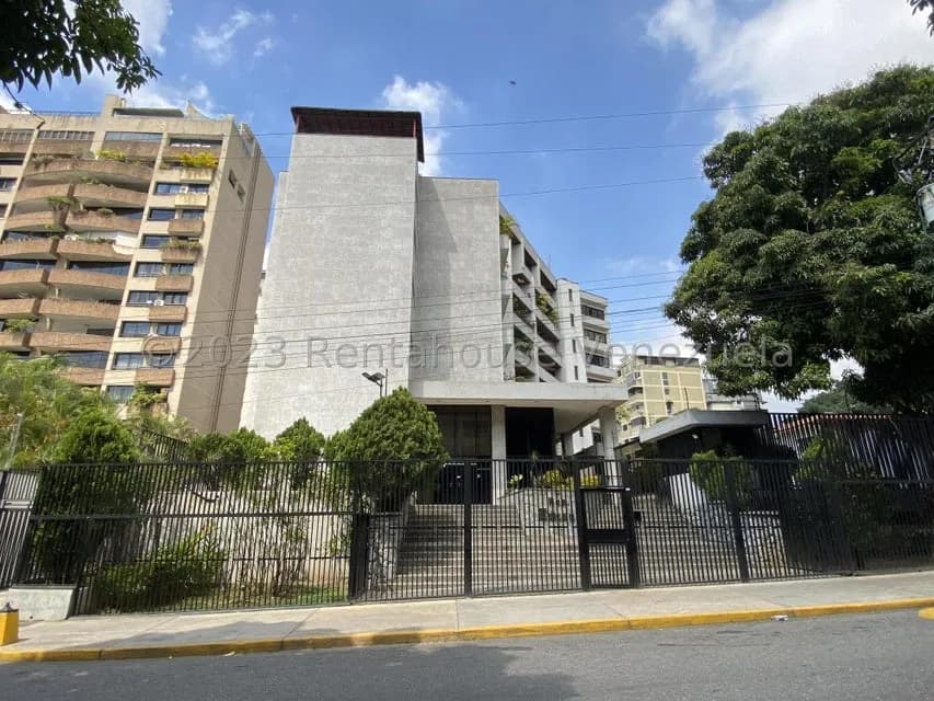 Comercial (Local Comercial) en Alquiler en Santa Eduvigis, Distrito Metropolitano