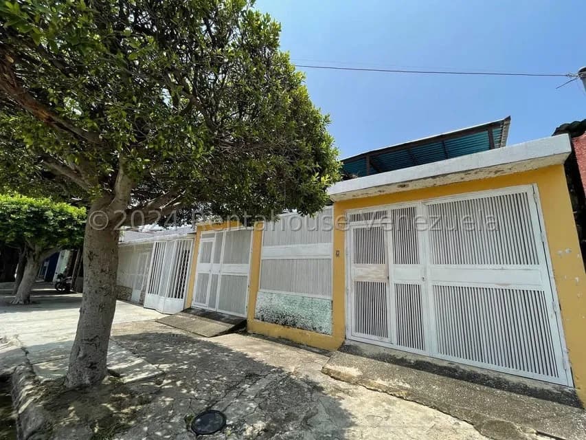 Casa (Contemporaneo) en Alquiler en San Ignacio, Aragua