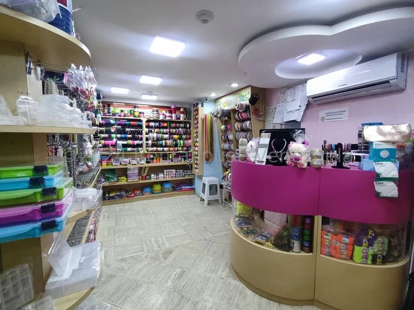Comercial (Local Comercial) en Venta en Chuao, Distrito Metropolitano